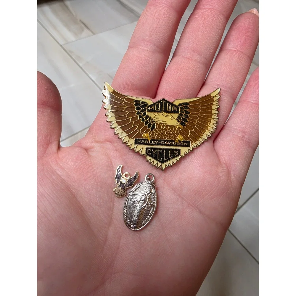 Vintage Harley Davidson Eagle Wing Pin Charm and Religious Medal Lot 3pc‎